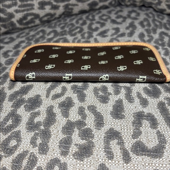 Dooney & Bourne eyeglass sleeve soft eyeglass case designer glasses pouch - Picture 3 of 7